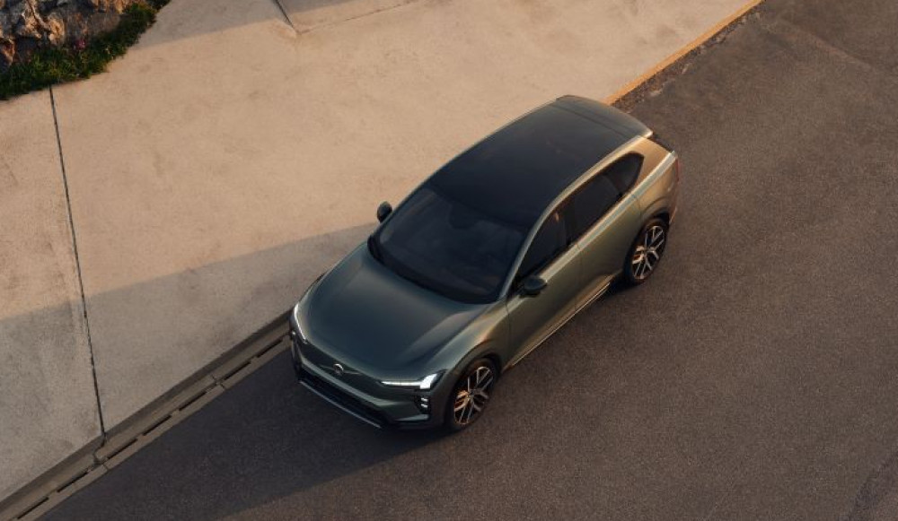 Volvo unleashes electric EX60