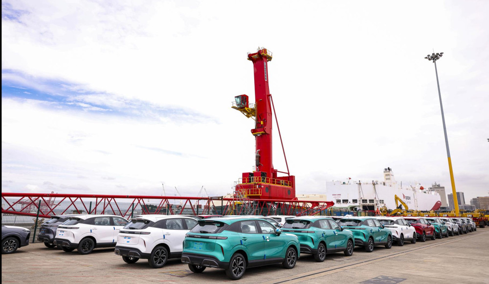 Lepas models arrive in SA