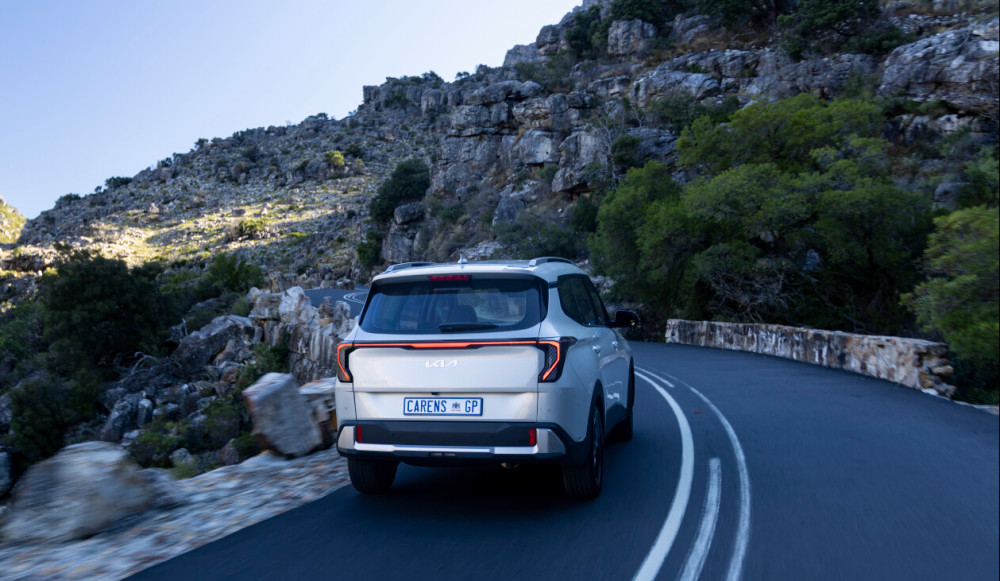 Kia updates the Carens