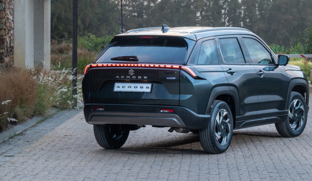 Road Review - Suzuki Across