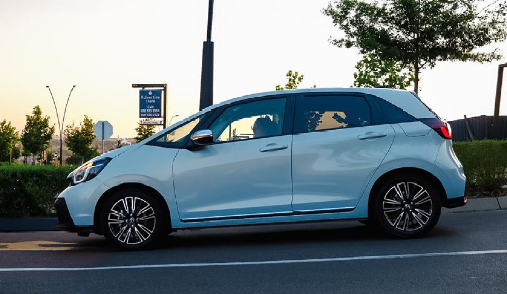 Road Review - Honda Fit CVT
