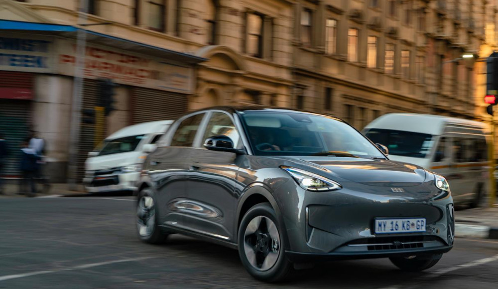 Road Review - Geely E2 Apex