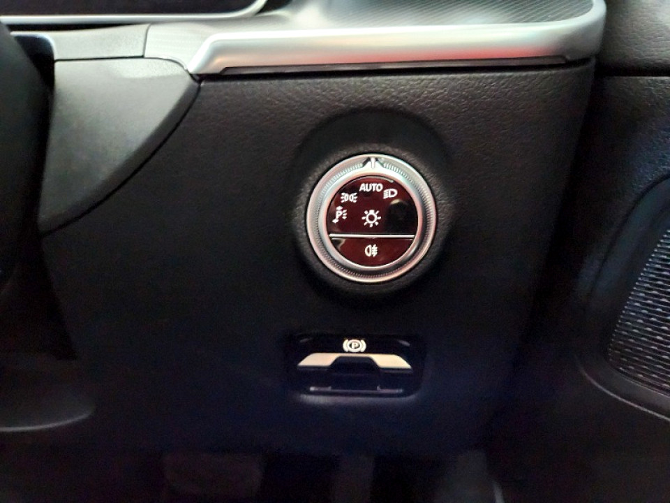 Photo 18 of 20