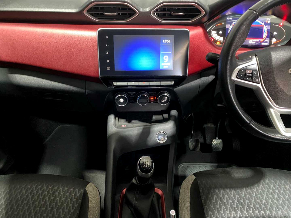 Photo 18 of 20