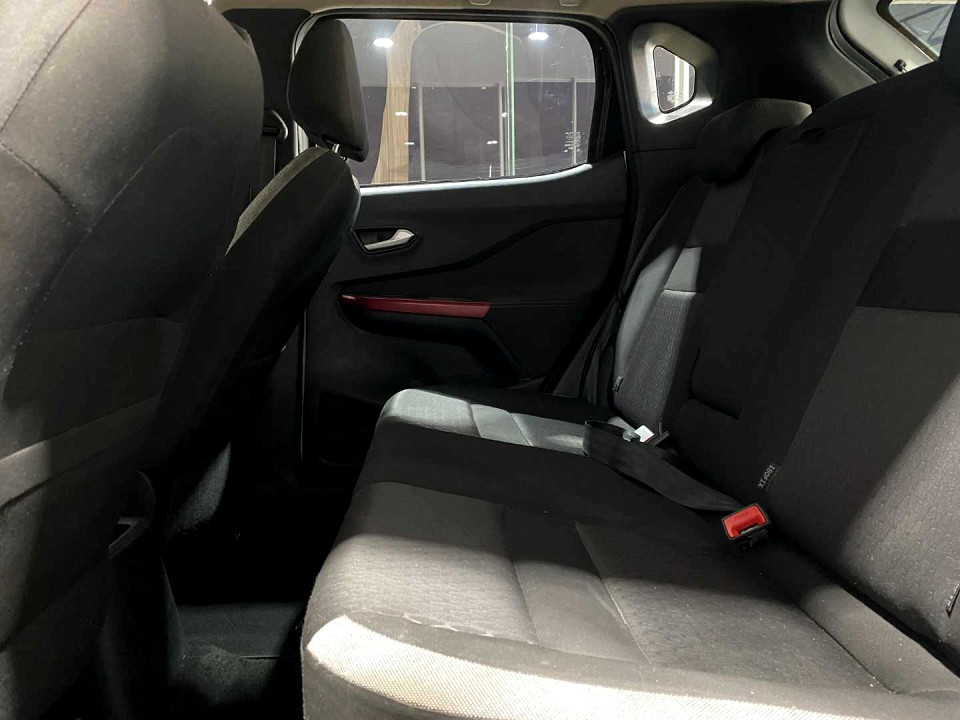 Photo 9 of 20