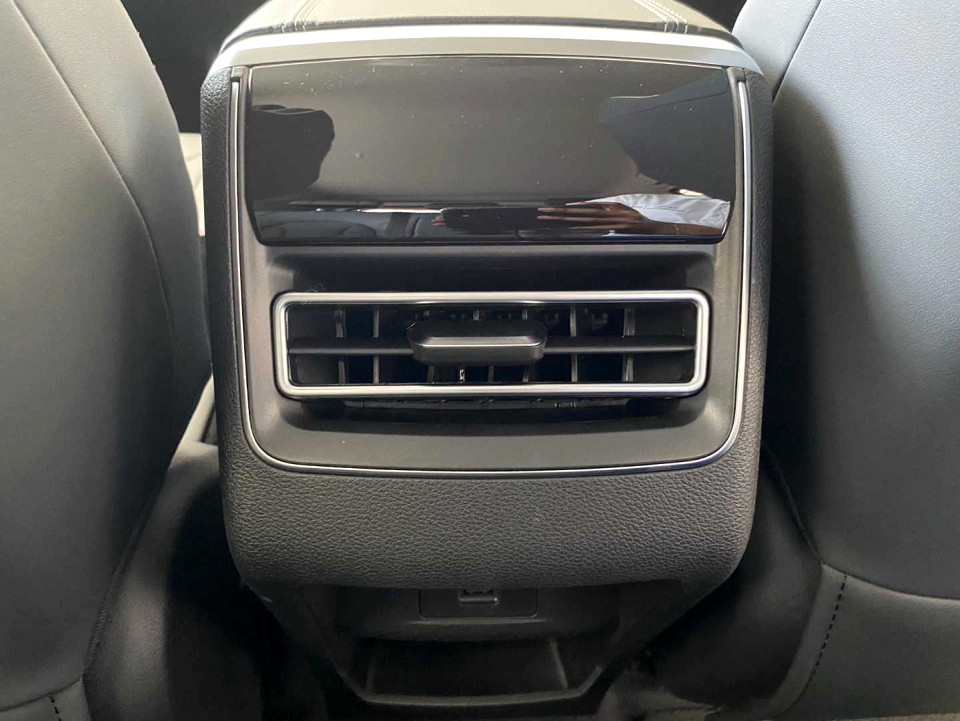 Photo 18 of 20