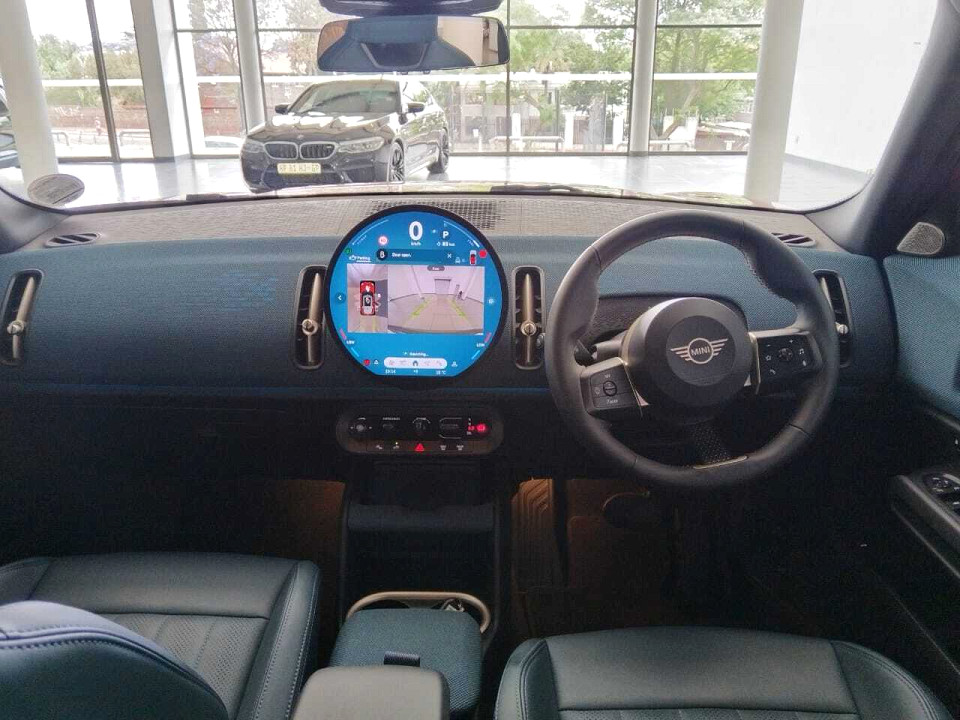Photo 12 of 17