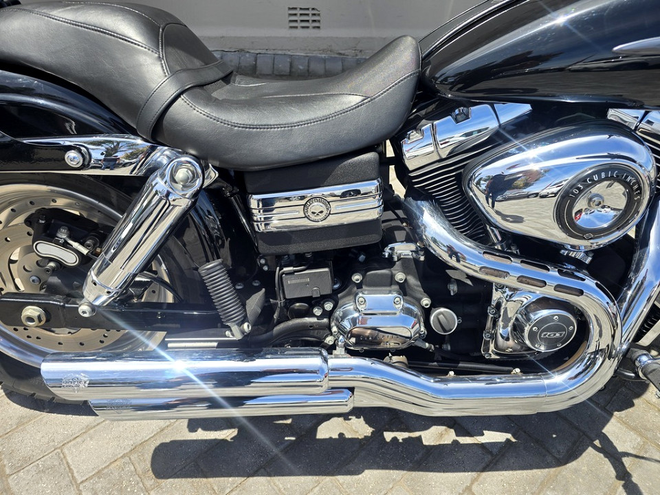 Photo 4 of 5