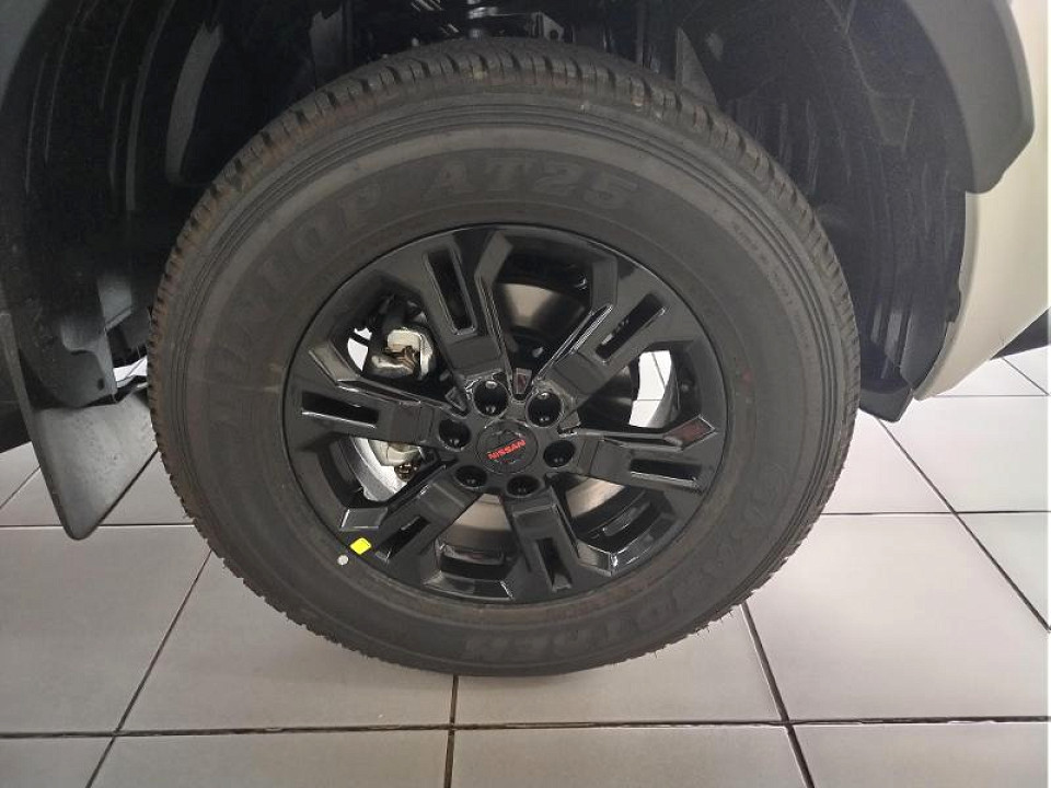 Photo 10 of 18
