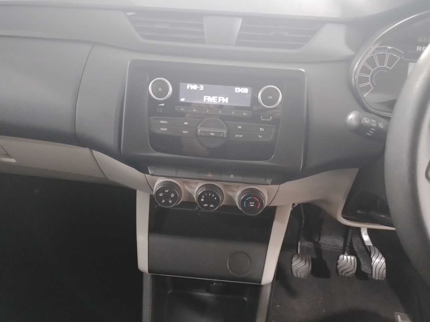 Photo 4 of 10