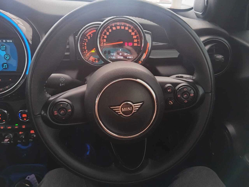 Photo 12 of 18