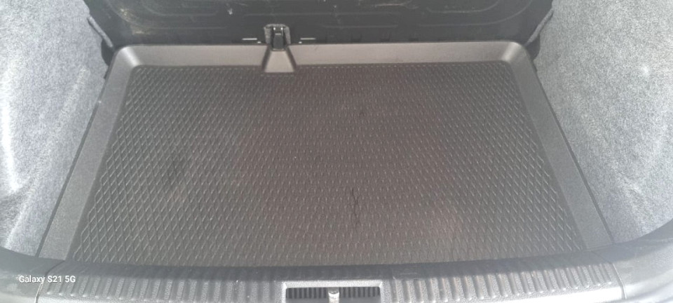 Photo 9 of 20
