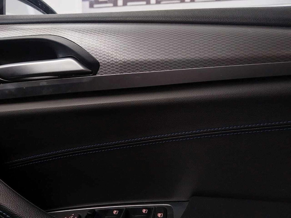 Photo 15 of 16
