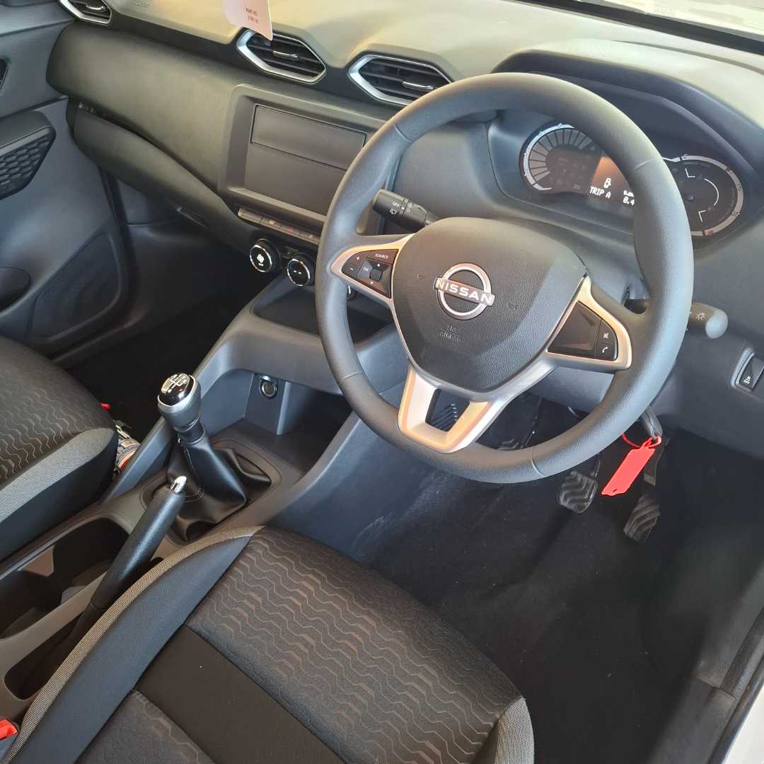 Photo 12 of 24
