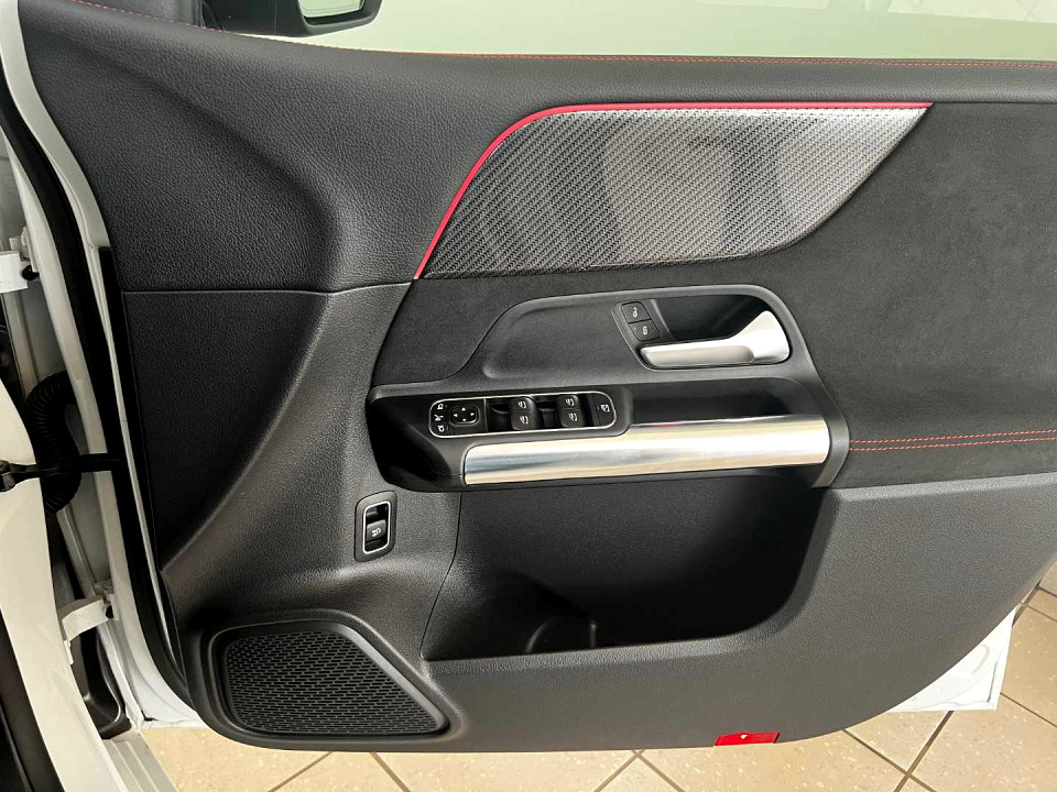 Photo 13 of 20