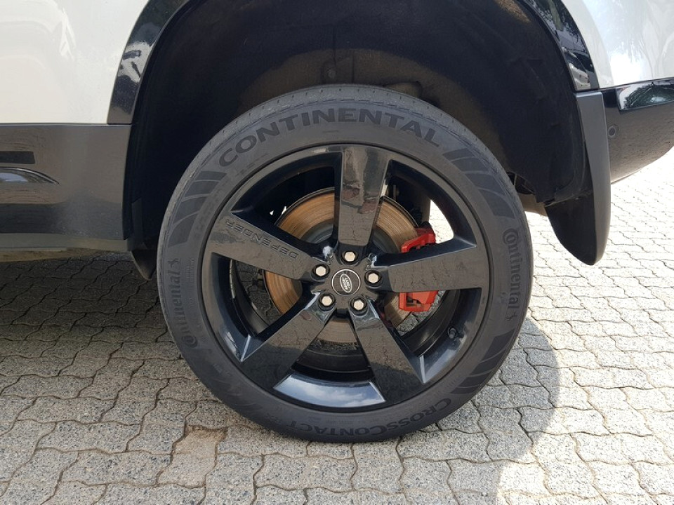Photo 8 of 24