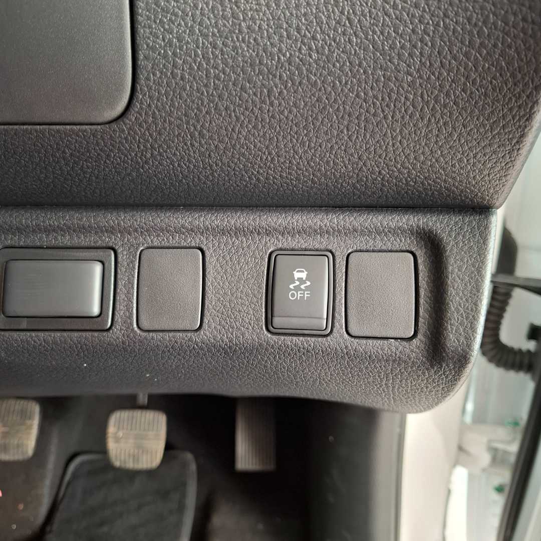 Photo 13 of 23