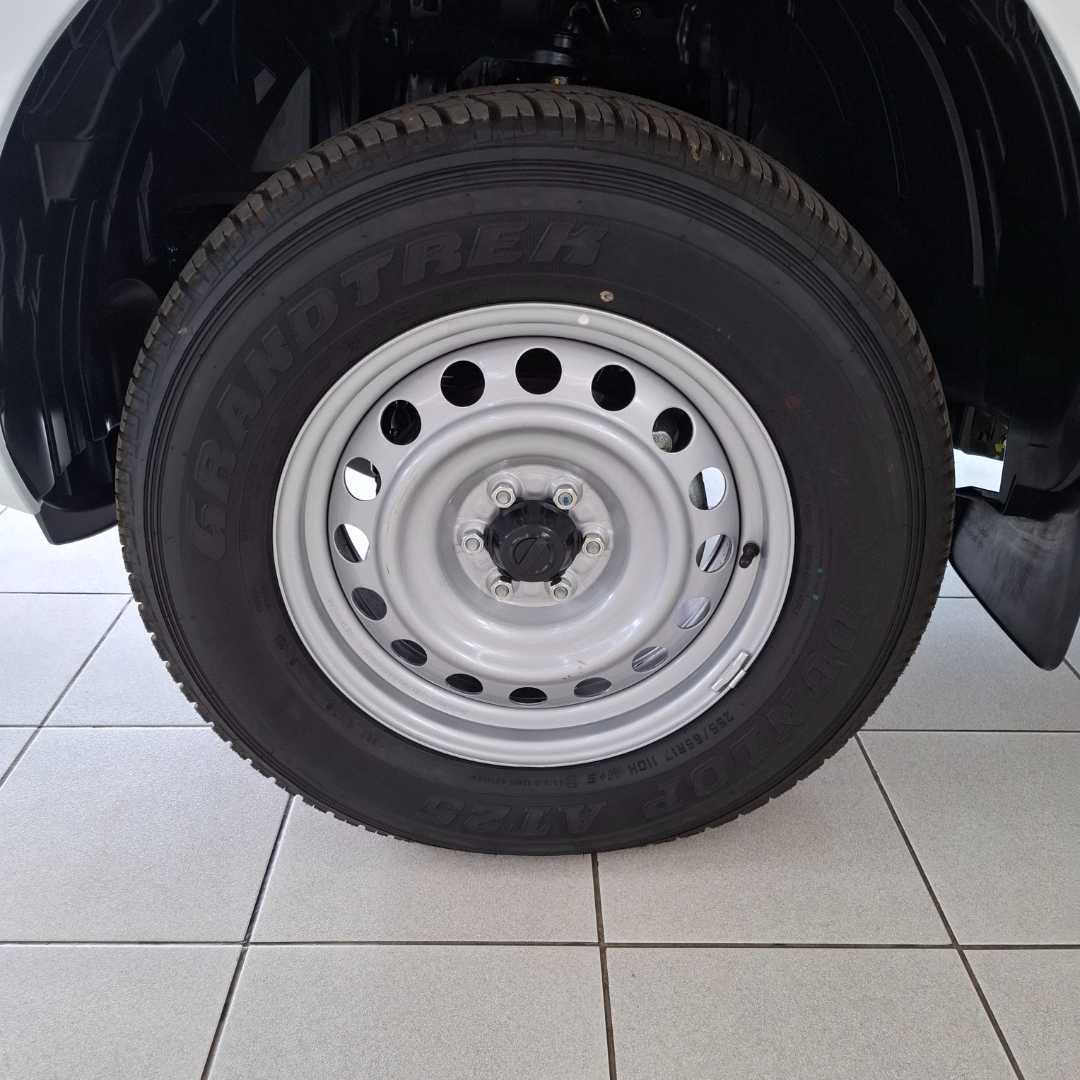 Photo 9 of 23