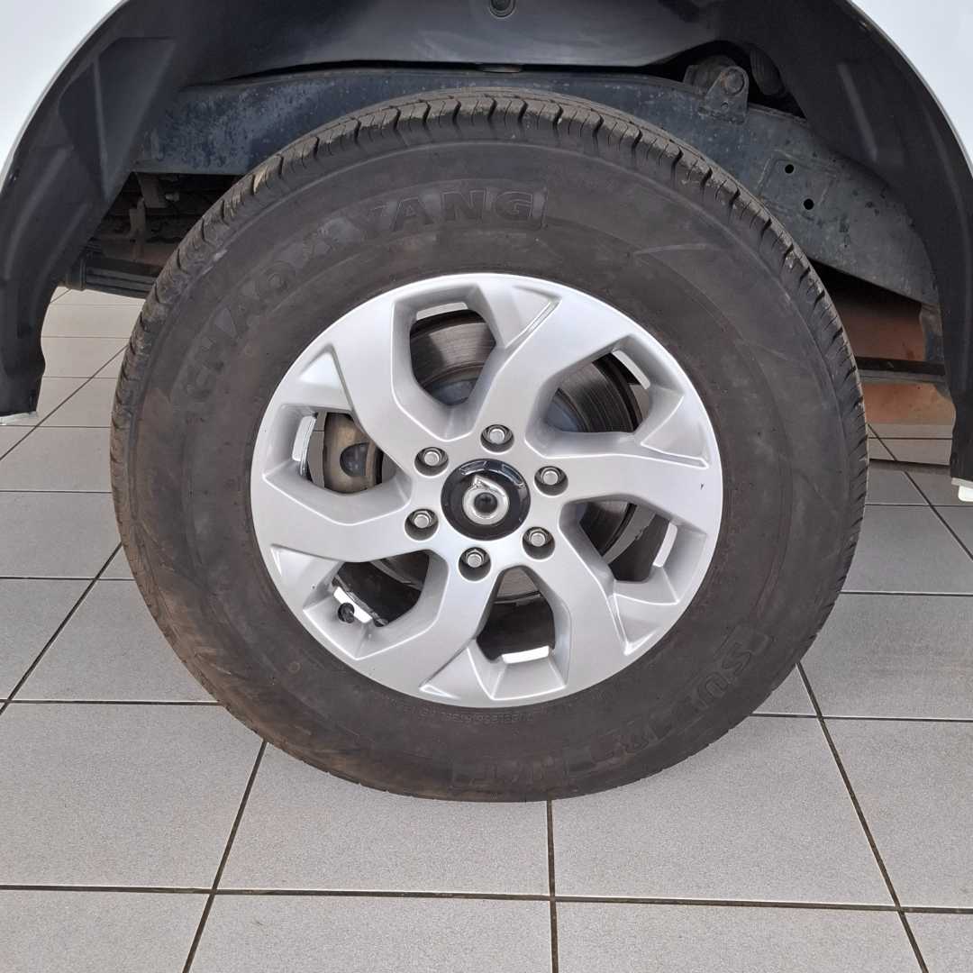 Photo 9 of 25