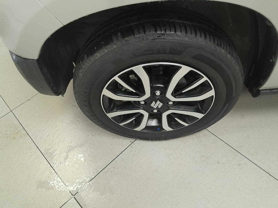 Photo 10 of 20