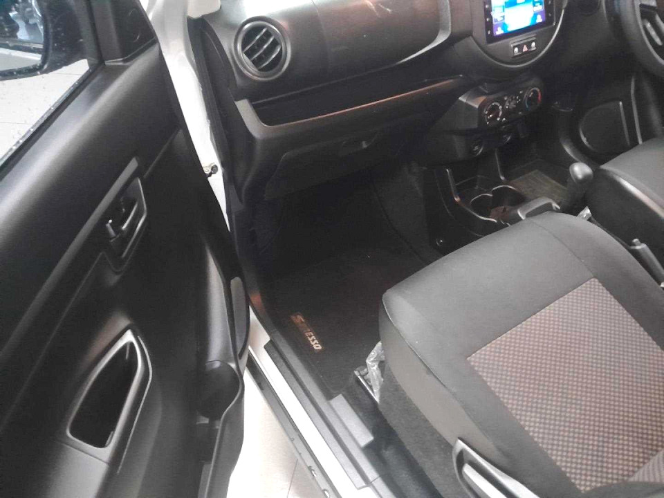 Photo 17 of 20