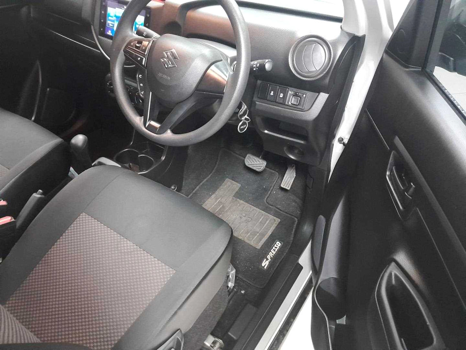 Photo 8 of 20