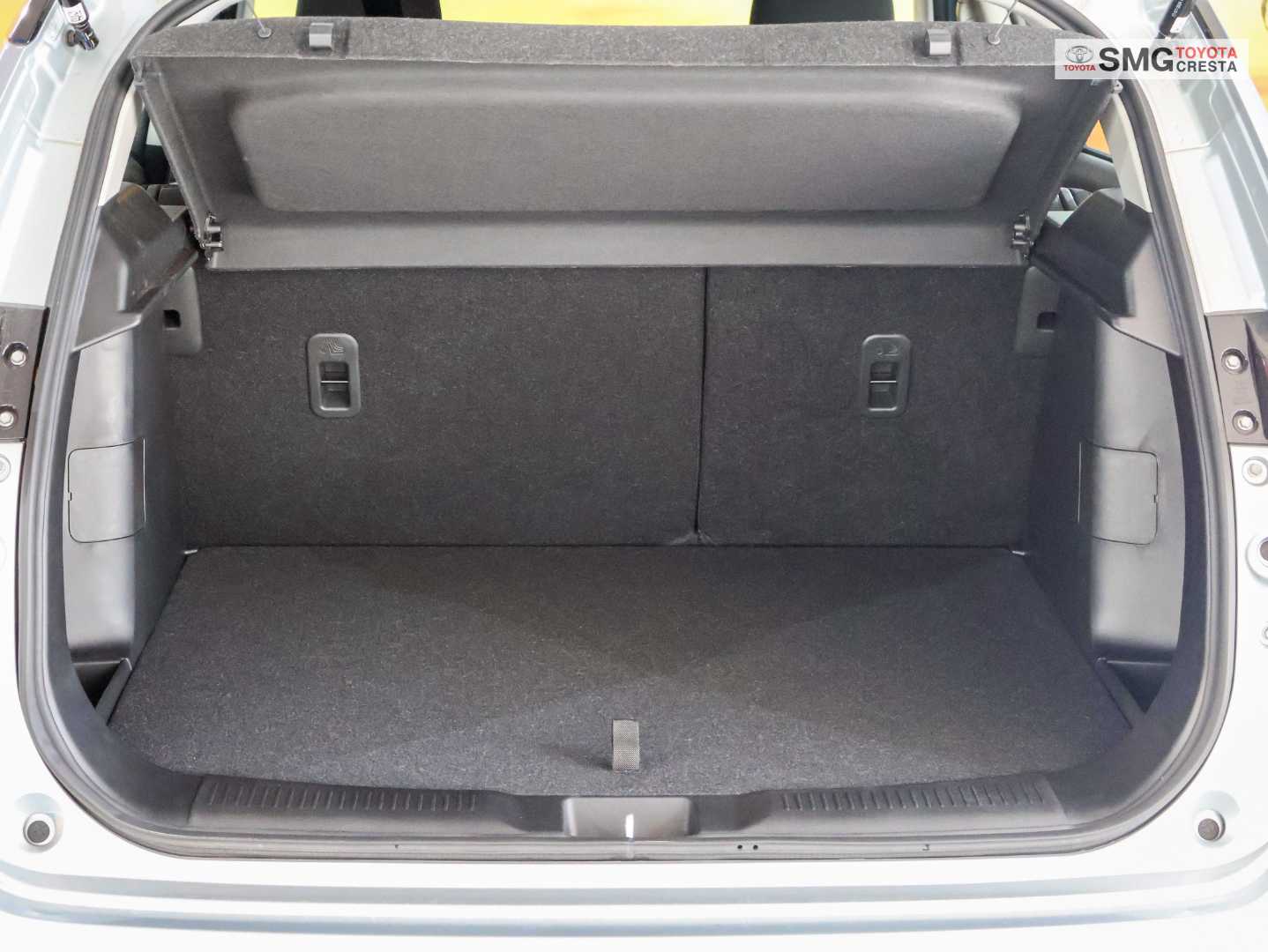 Photo 13 of 23
