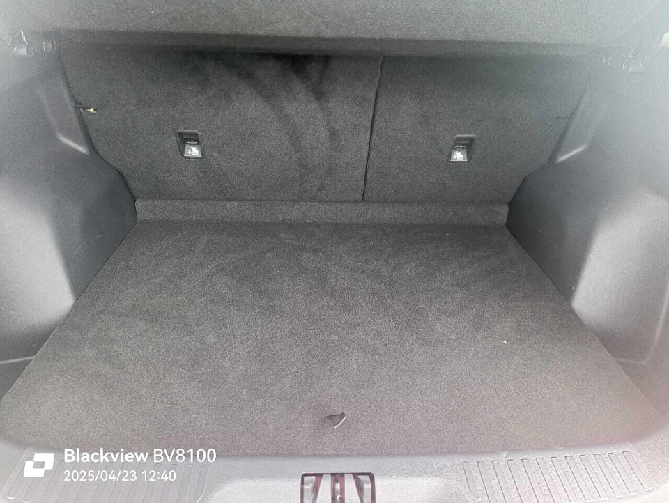 Photo 9 of 20