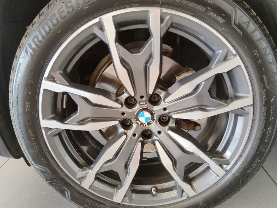 Photo 8 of 16