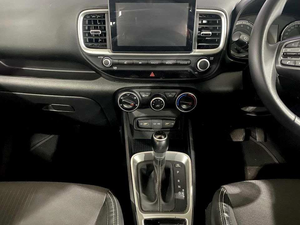Photo 18 of 20