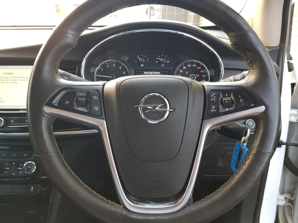 Photo 17 of 21