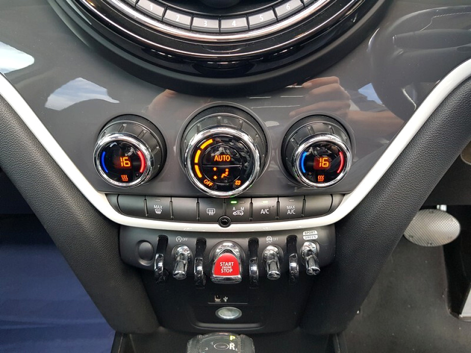 Photo 18 of 20