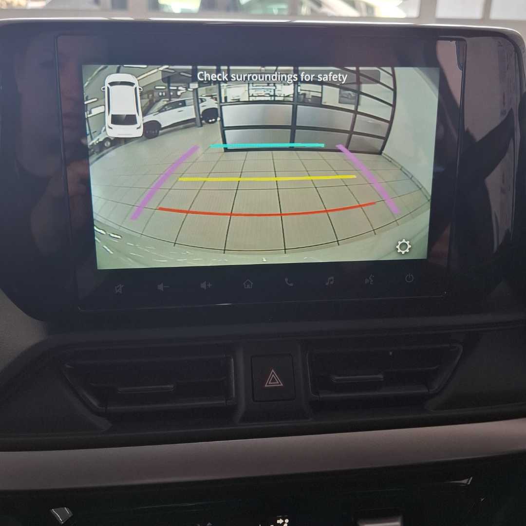 Photo 19 of 28