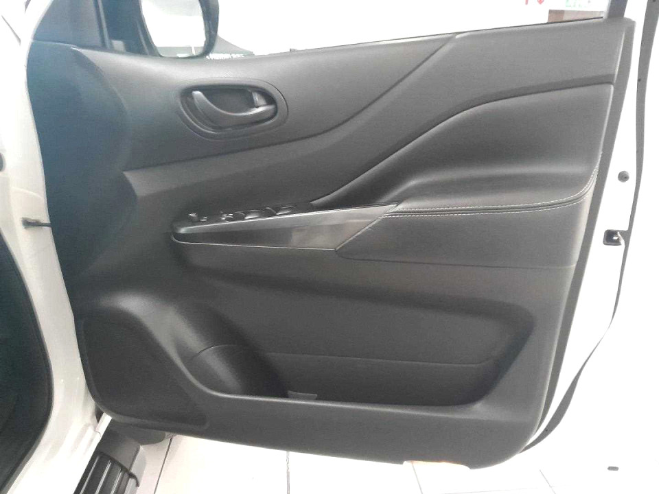 Photo 14 of 20
