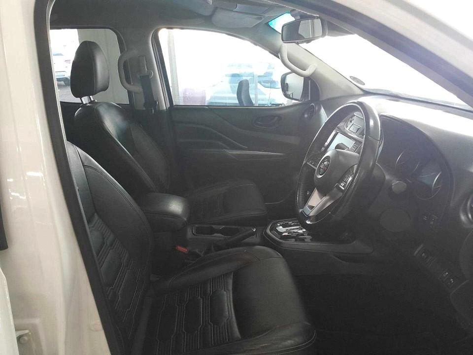 Photo 18 of 20