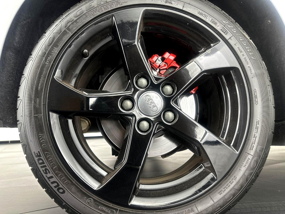 Photo 19 of 20