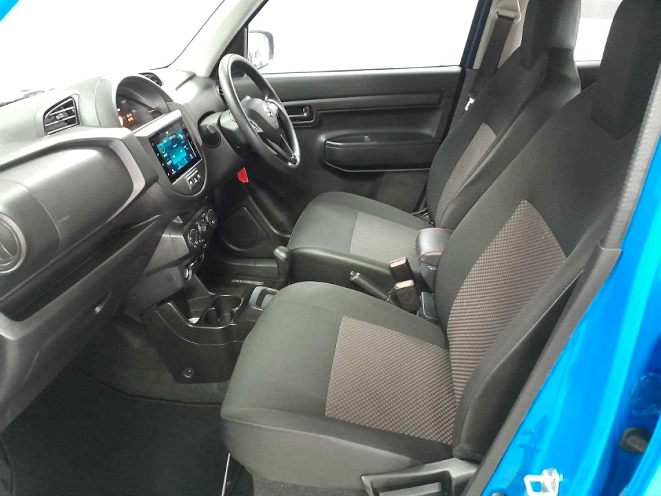 Photo 18 of 20