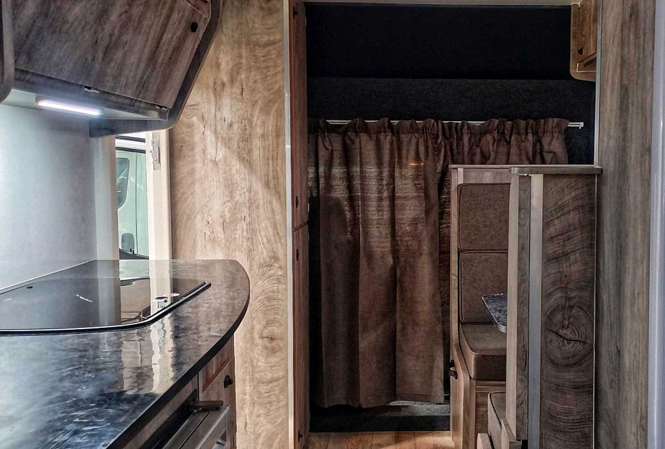 Photo 14 of 20