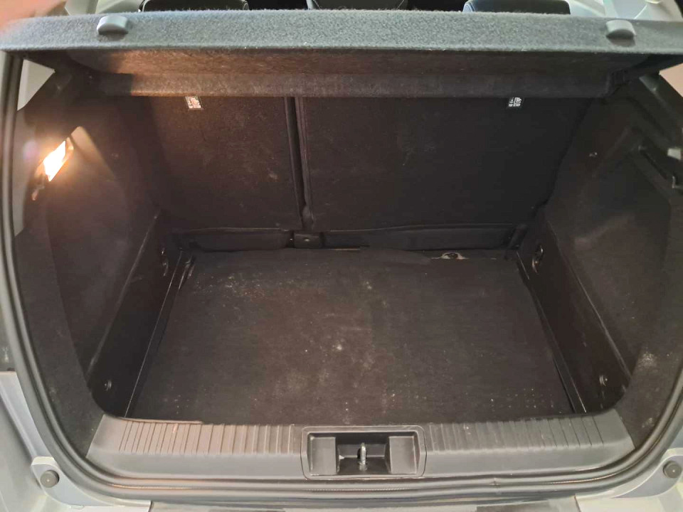 Photo 9 of 20