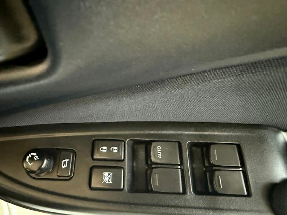 Photo 7 of 20