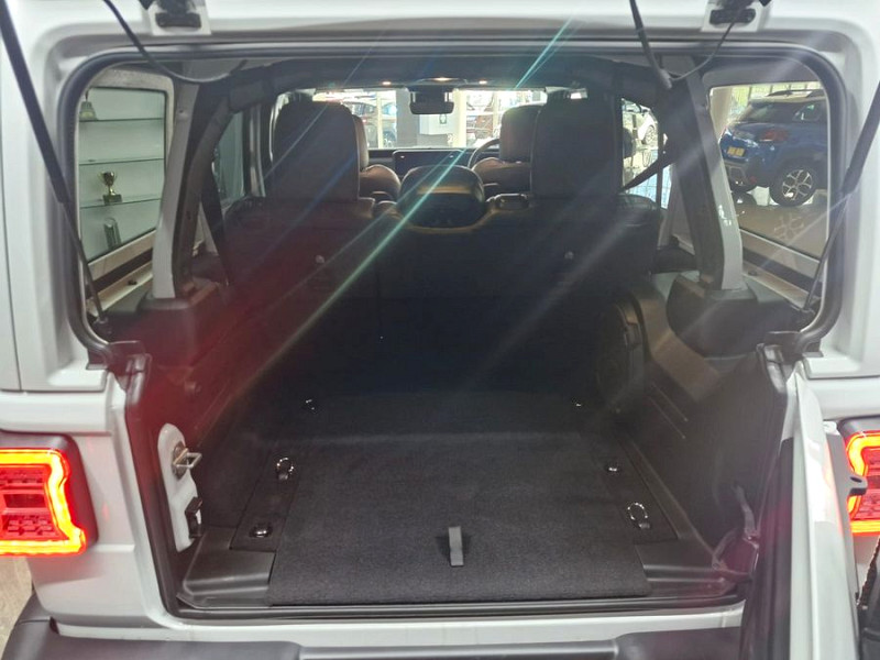 Photo 20 of 24