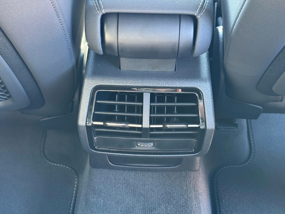 Photo 12 of 20