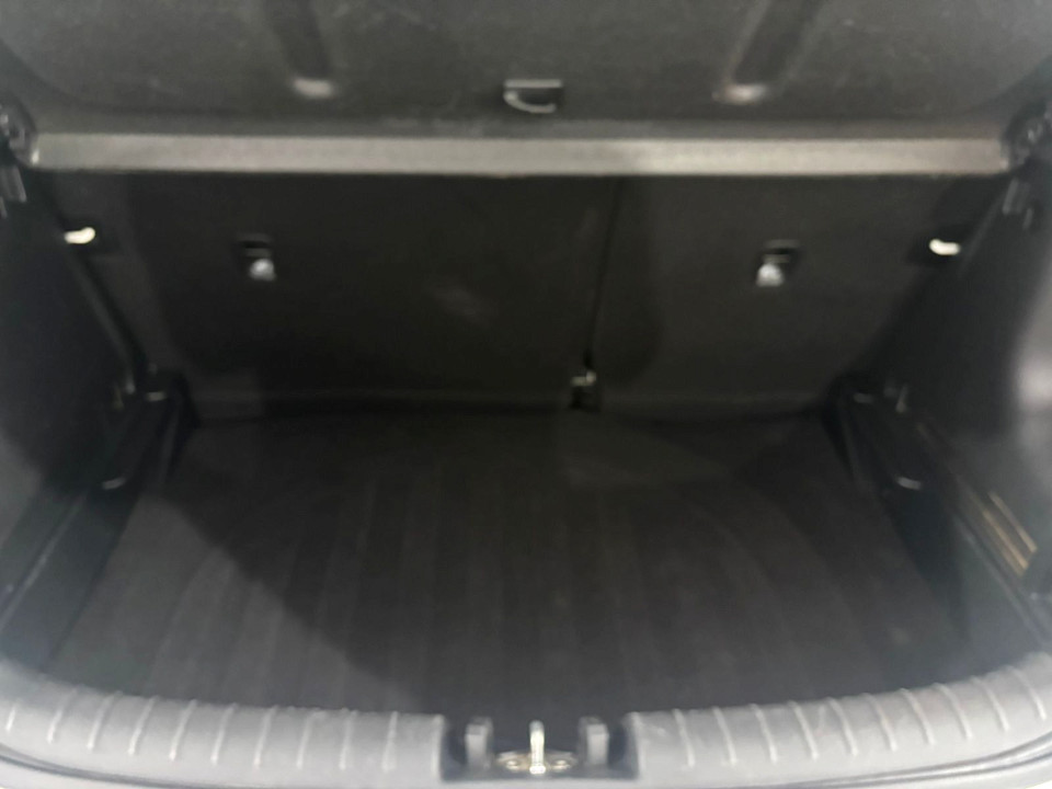 Photo 18 of 20