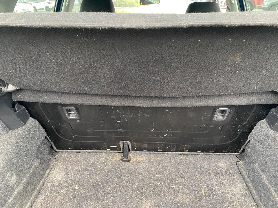 Photo 8 of 20