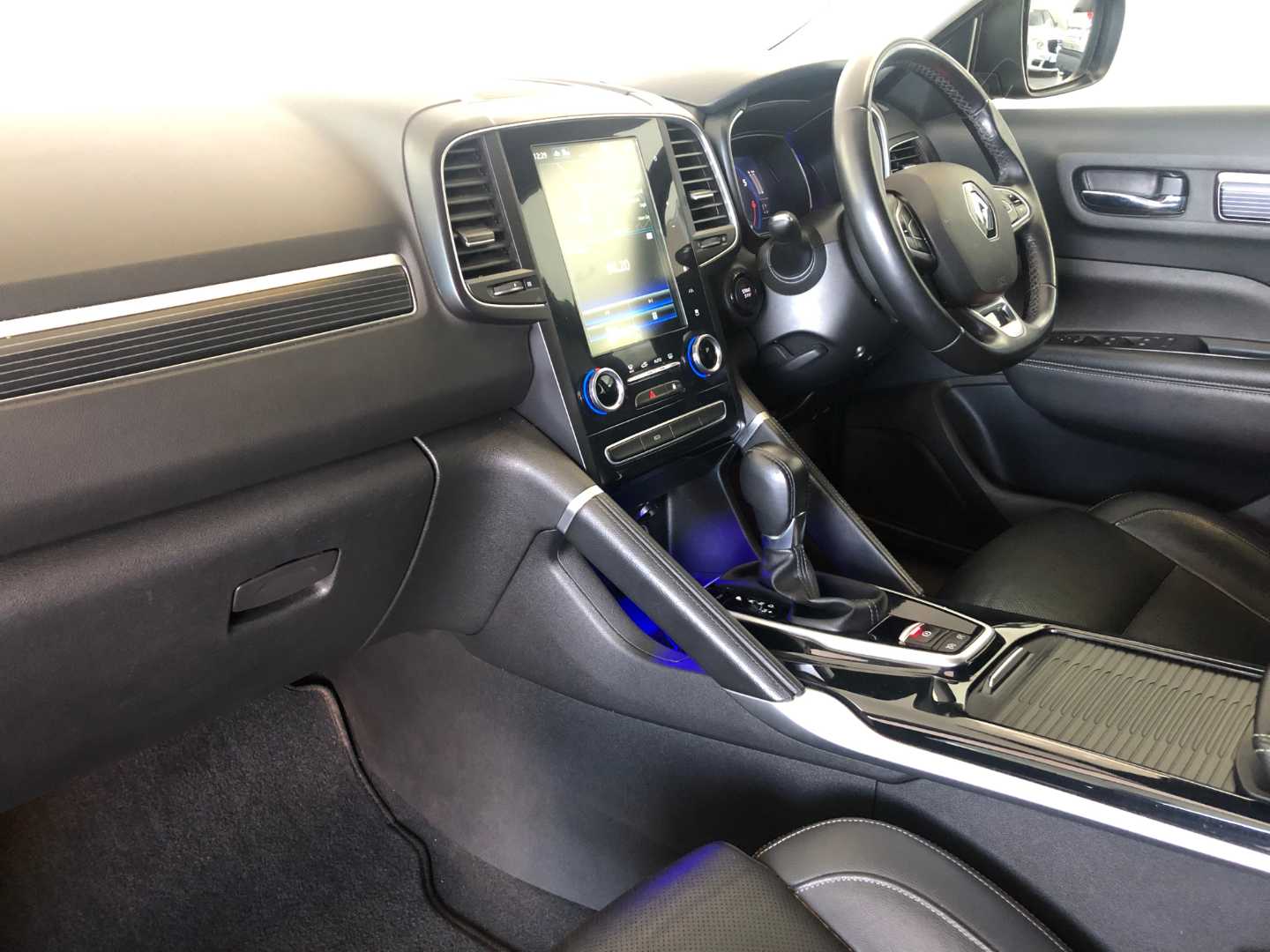 Photo 11 of 20