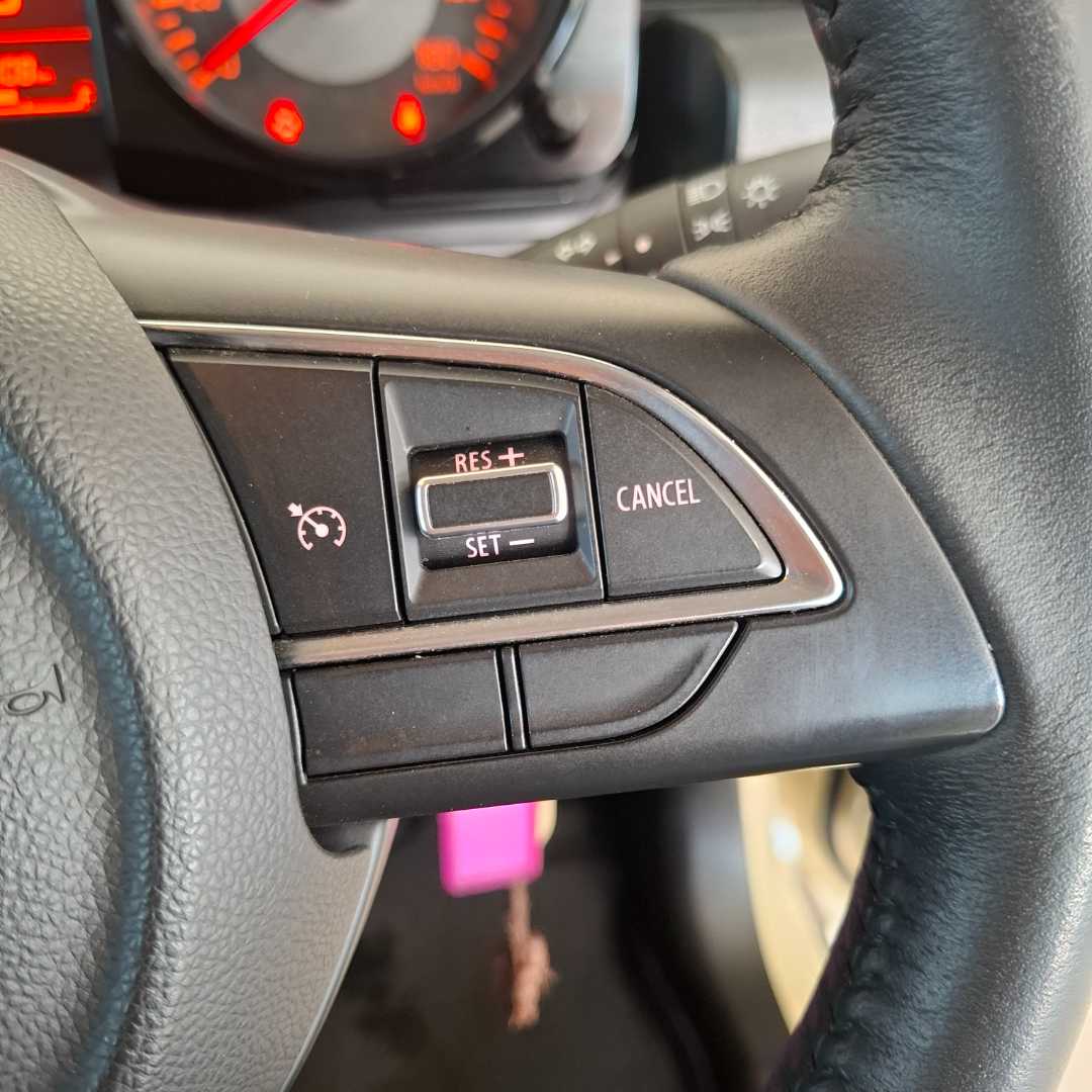 Photo 16 of 28