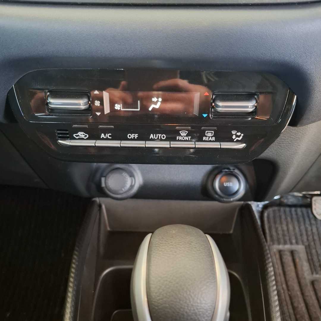 Photo 20 of 28