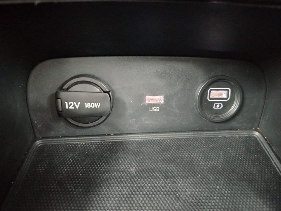 Photo 19 of 27
