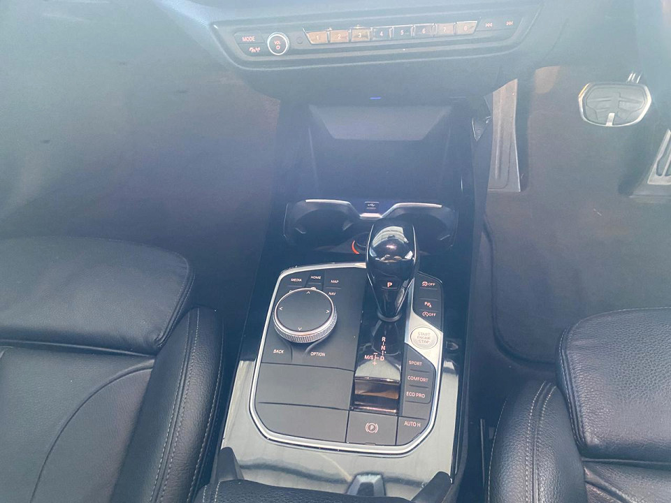 Photo 9 of 20