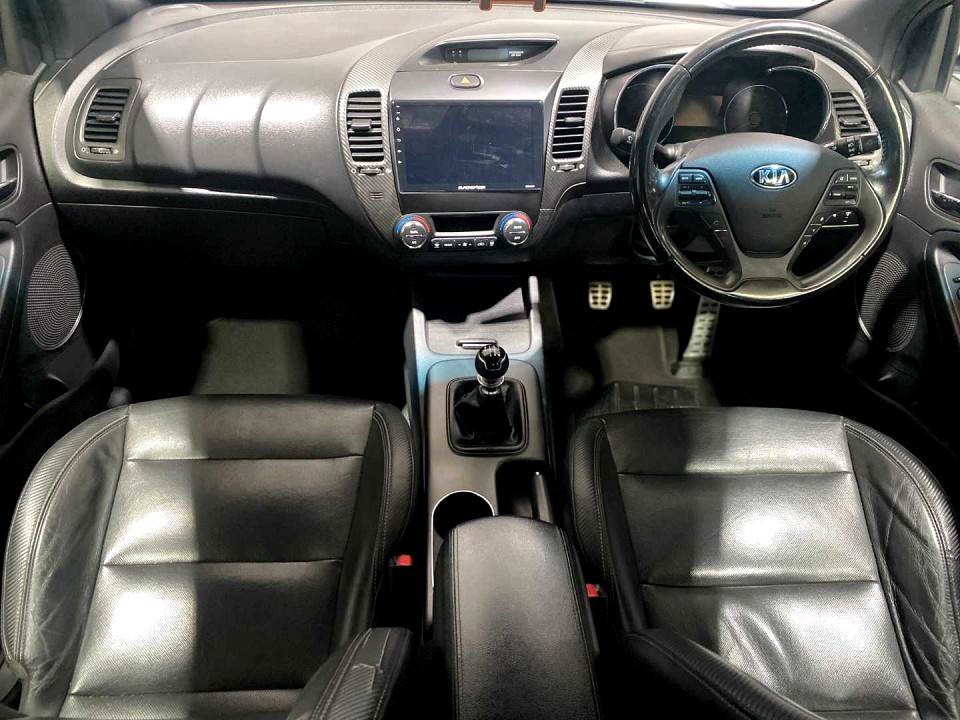 Photo 14 of 20